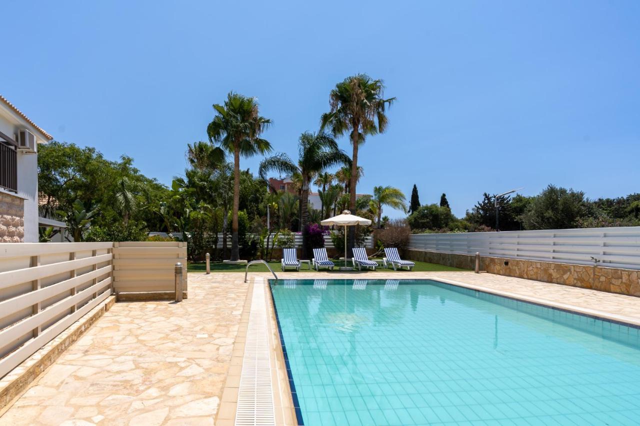 Lime 3-Bedroom Villa In Protaras Exterior foto